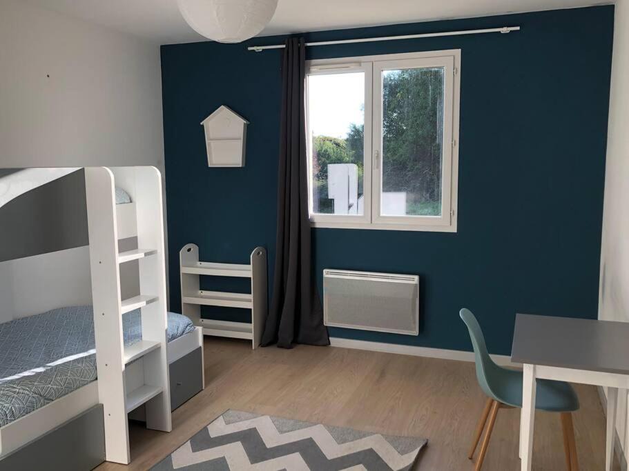 Photo of Bedroom in Issac