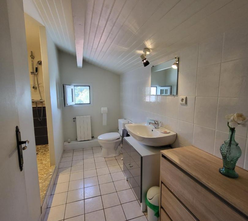 Photo of Bathroom in Hasparren