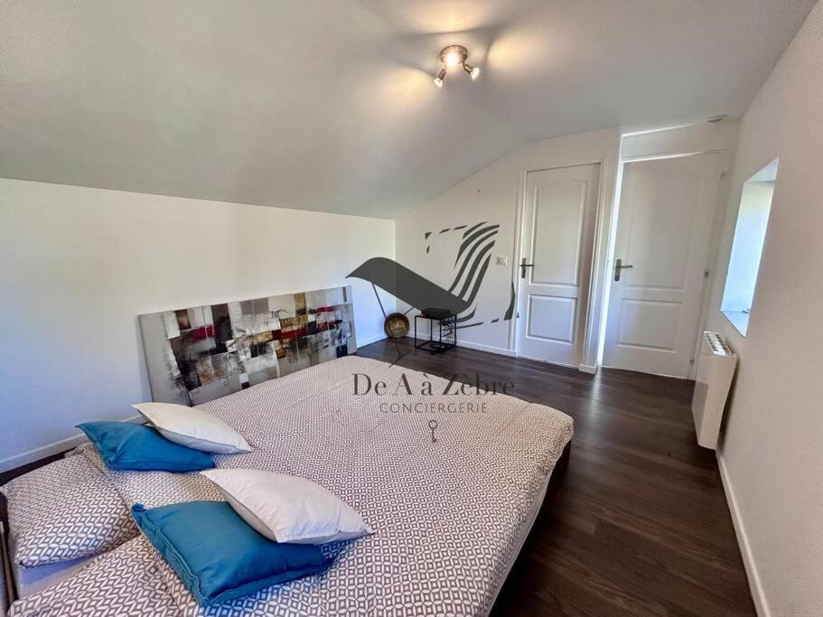 Photo of Bedroom in Moeze