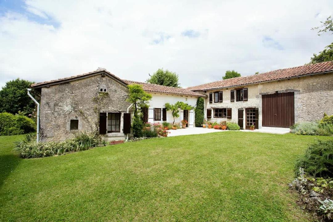 Photo of Others in Nanteuil-de-Bourzac