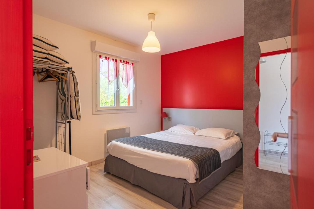 Photo of Bedroom in Saint-Simon-de-Bordes