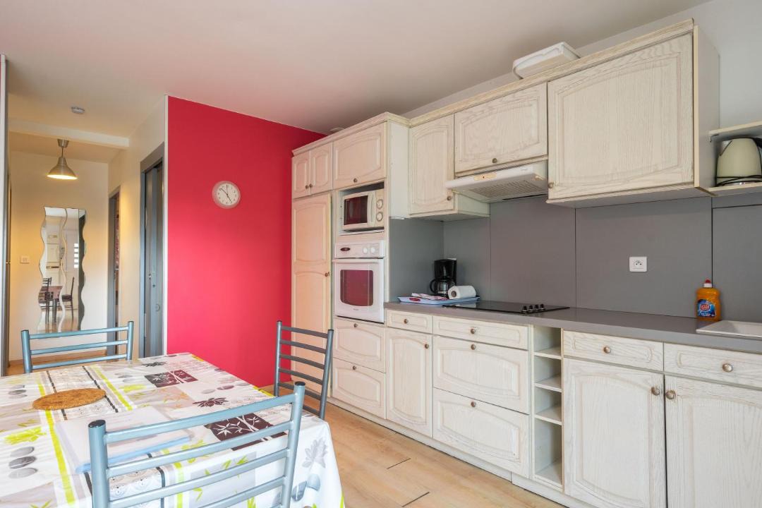 Photo of Kitchen in Saint-Simon-de-Bordes