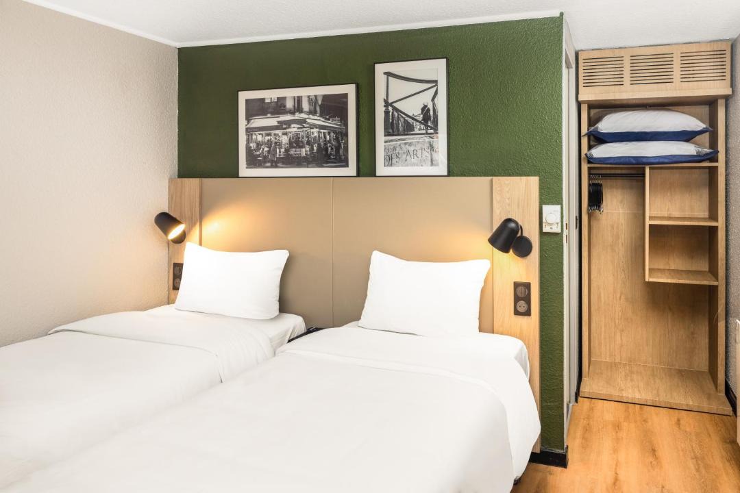 Photo of Bedroom in Gradignan