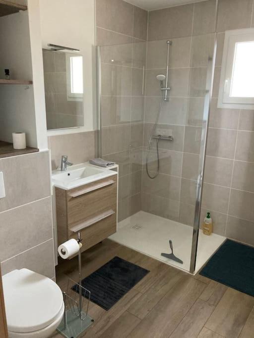 Photo of Bathroom in Jaunay-Clan