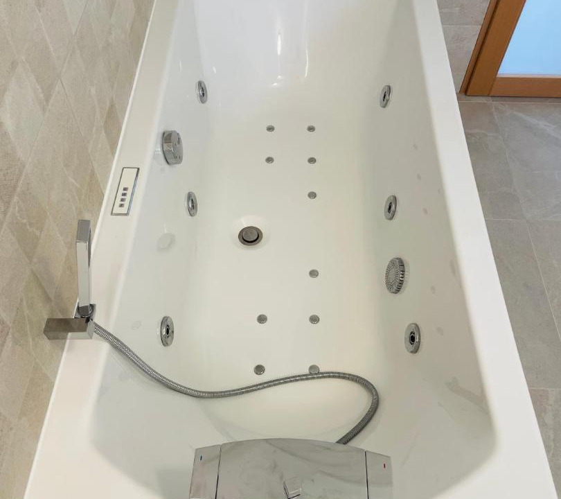 Photo of Bathroom in Saint-Jean-d'Angely