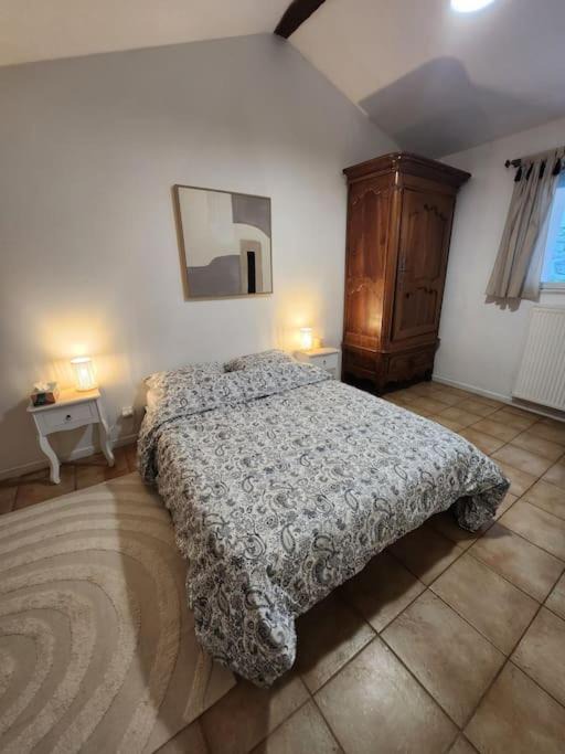 Photo of Bedroom in Saint-Benoit