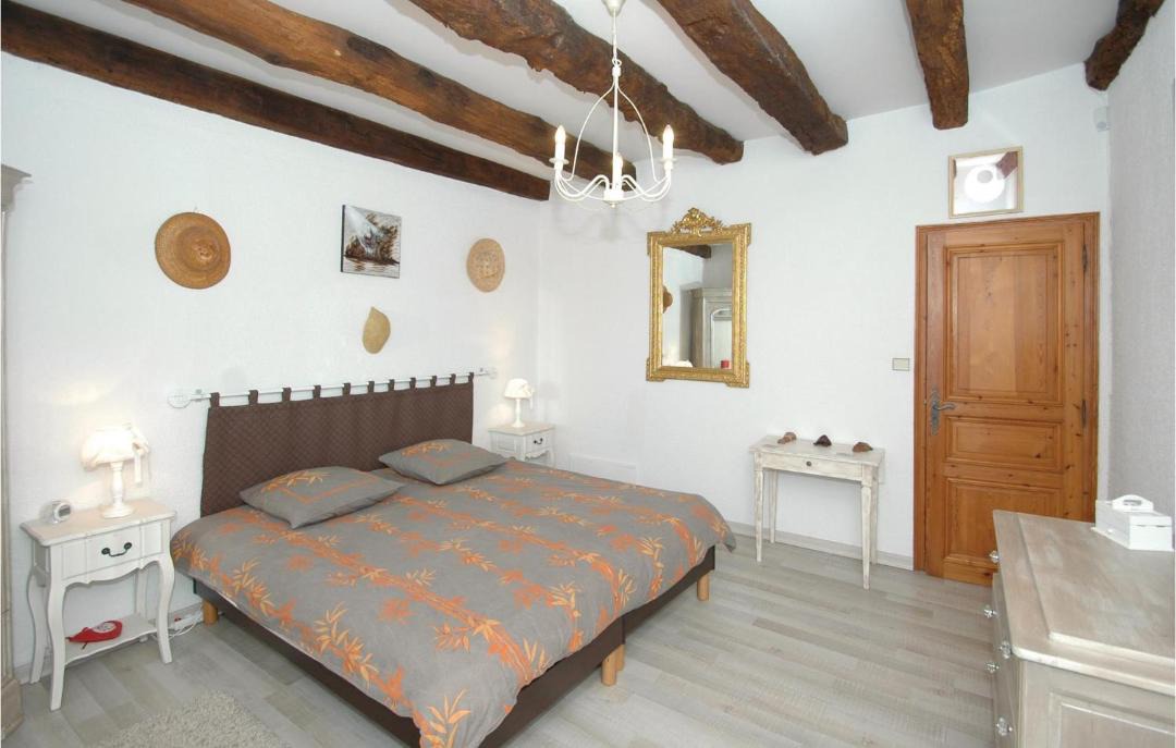 Photo of Bedroom in La Force
