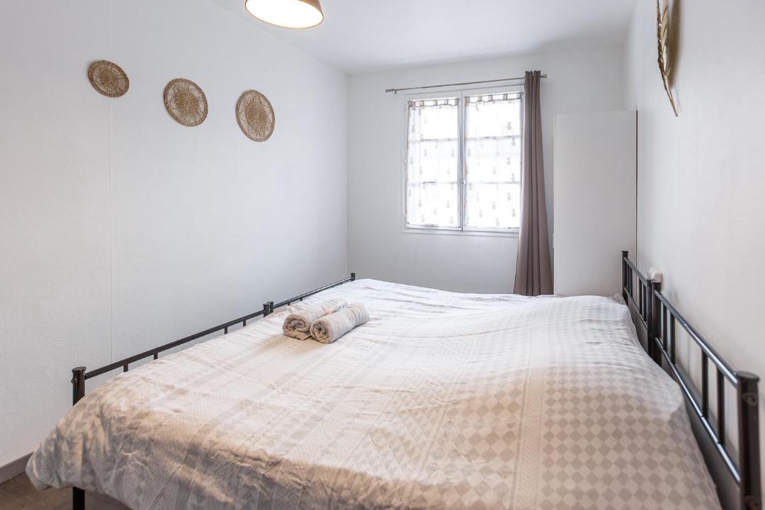 Photo of Bedroom in Lhommaize