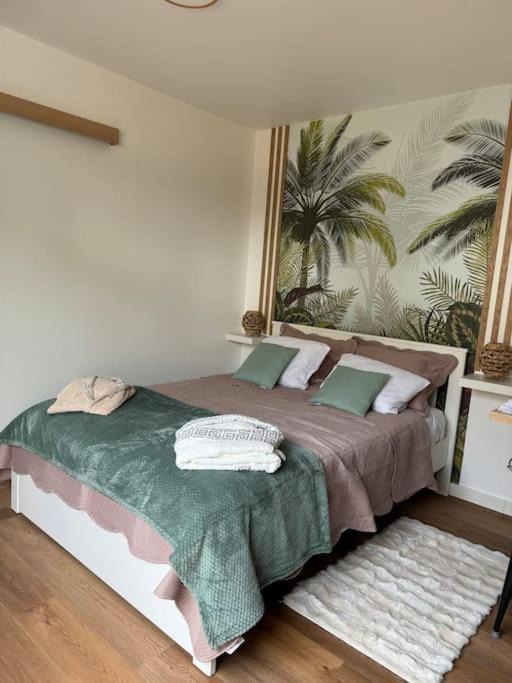 Photo of Bedroom in Lagord
