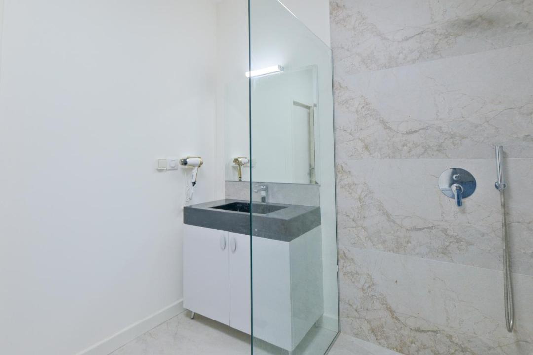 Photo of Bathroom in Carsac-de-Gurson