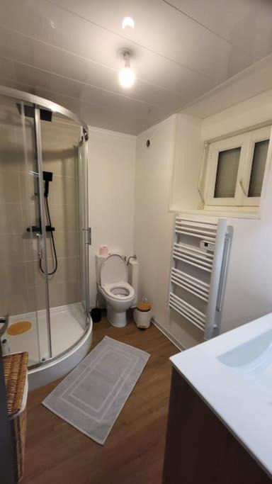 Photo of Bathroom in Saint-Andre-de-Cubzac
