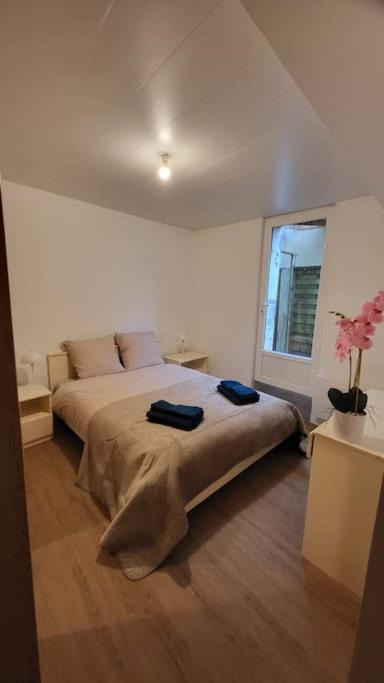 Photo of Bedroom in Saint-Andre-de-Cubzac