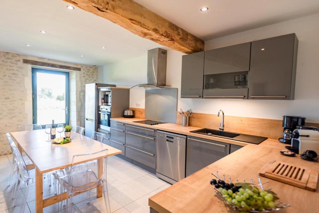 Photo of Kitchen in Champagne-et-Fontaine
