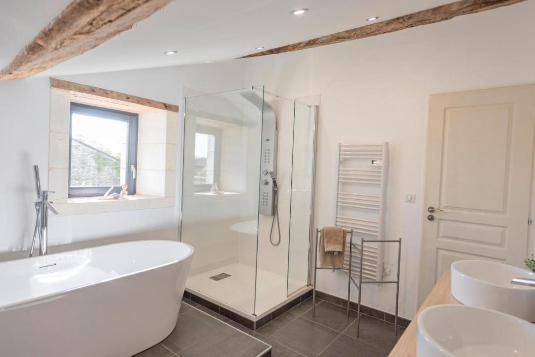 Photo of Bathroom in Champagne-et-Fontaine