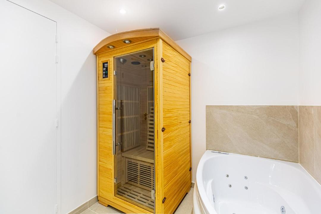 Photo of Bathroom in Grand Parc-Paul Doumer