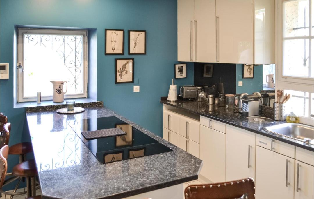 Photo of Kitchen in Leognan
