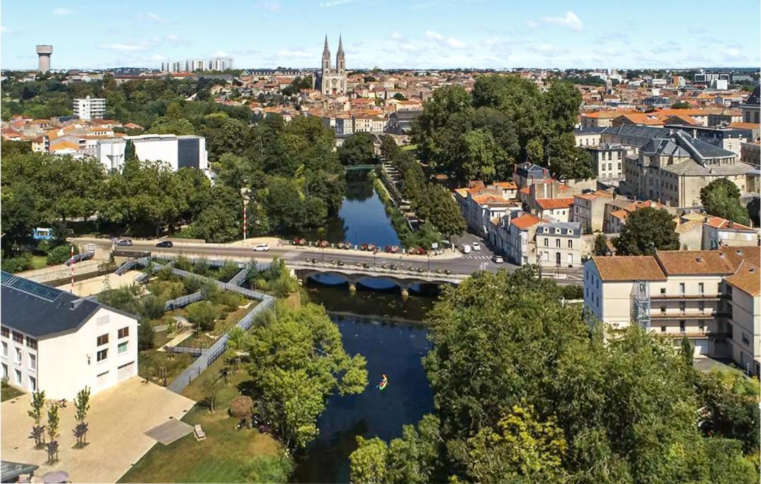 Photo of Buildings in Bagnault