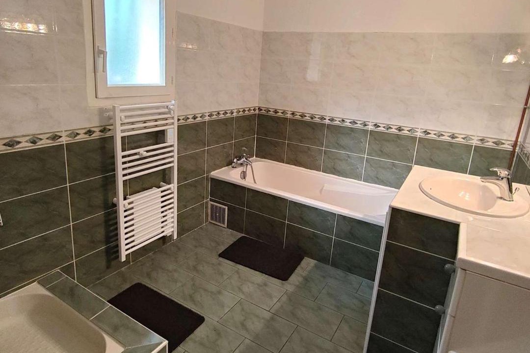 Photo of Bathroom in Le Canon