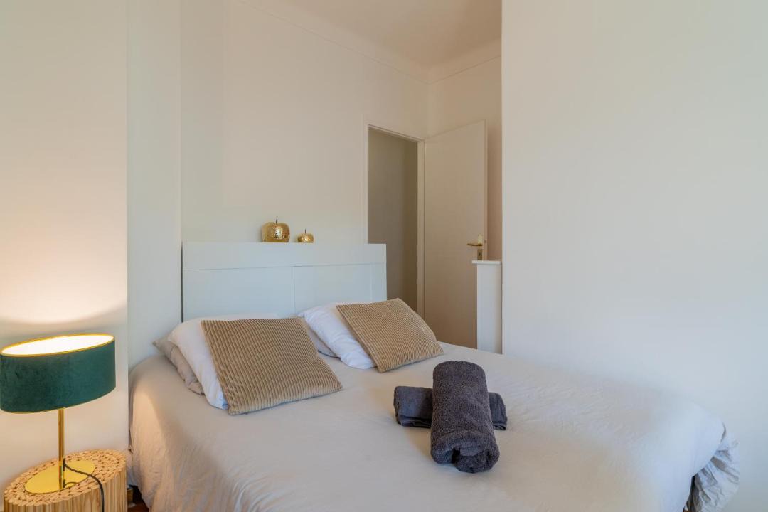 Photo of Bedroom in Prado-Perier