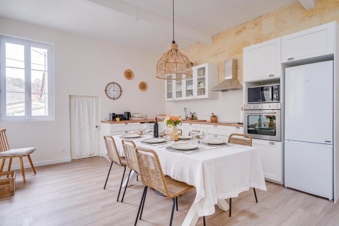 Photo of Kitchen in Saint-Estephe