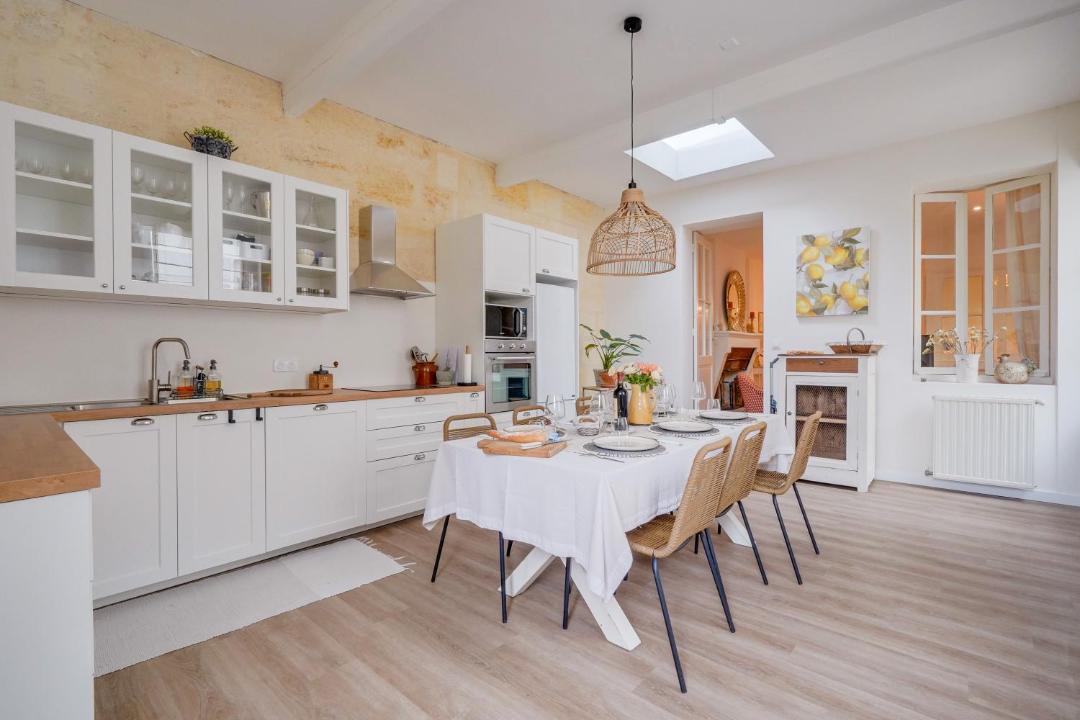 Photo of Kitchen in Saint-Estephe
