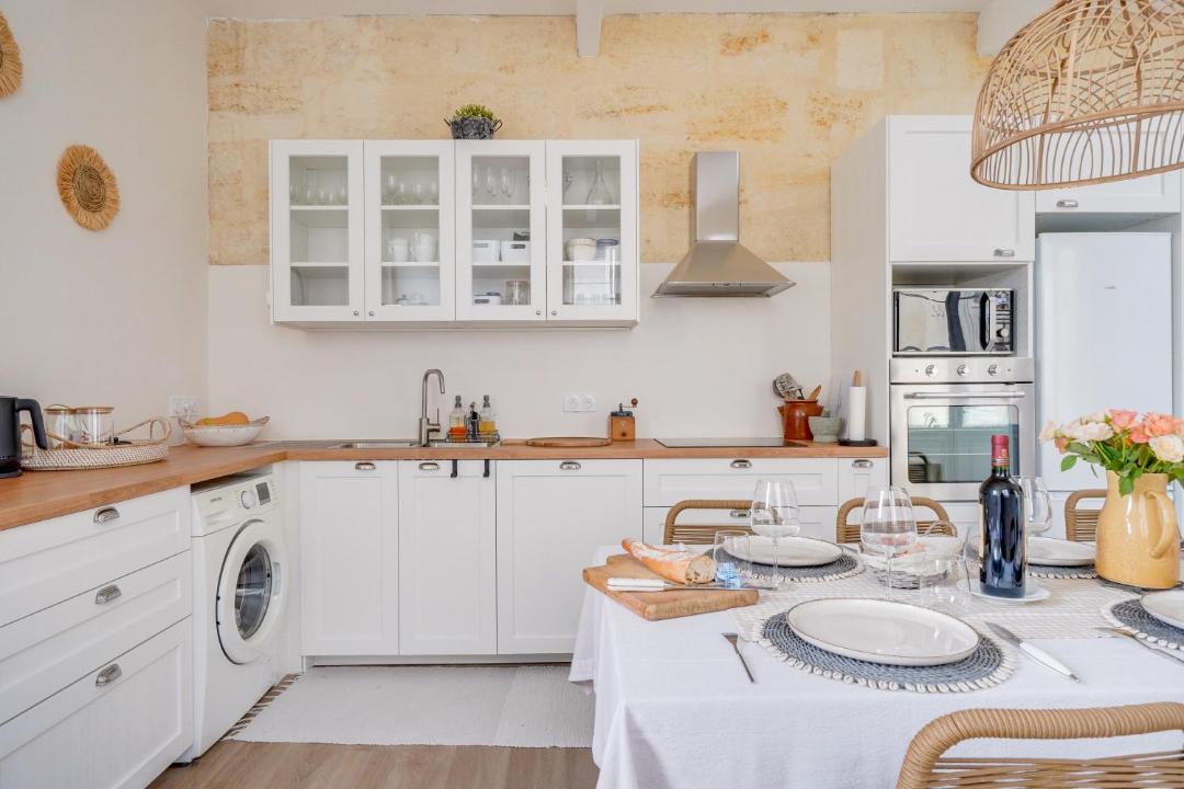 Photo of Kitchen in Saint-Estephe