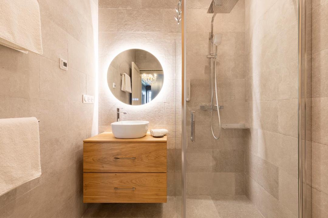 Photo of Bathroom in Urcuit