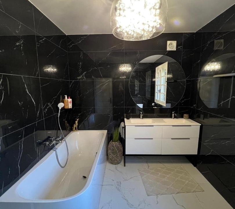 Photo of Bathroom in Ussel