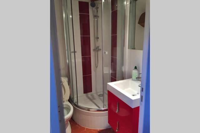 Photo of Bathroom in Le Chapitre