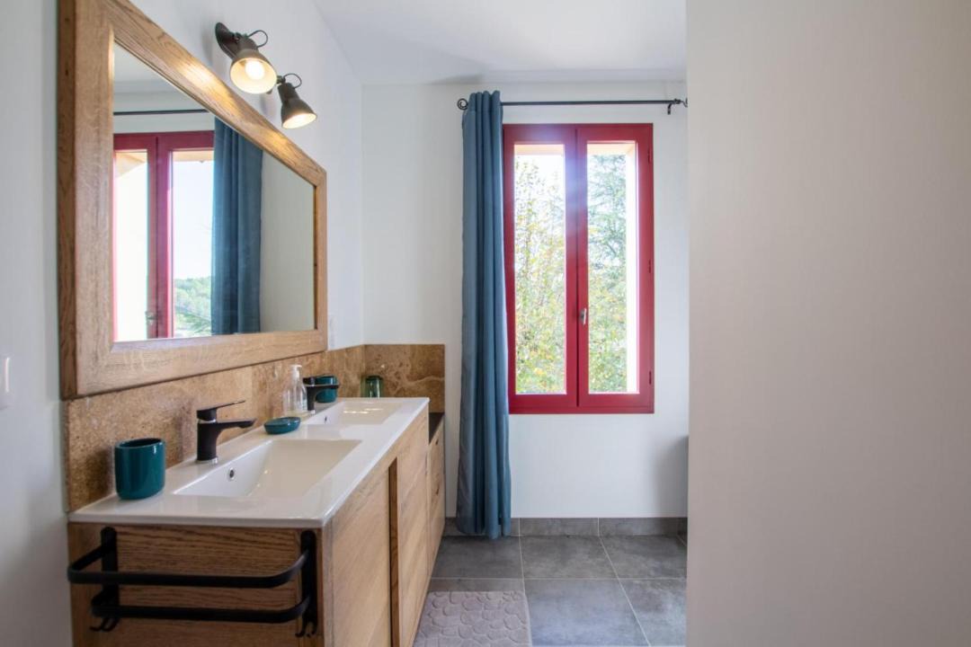 Photo of Bathroom in Auriac-du-Perigord