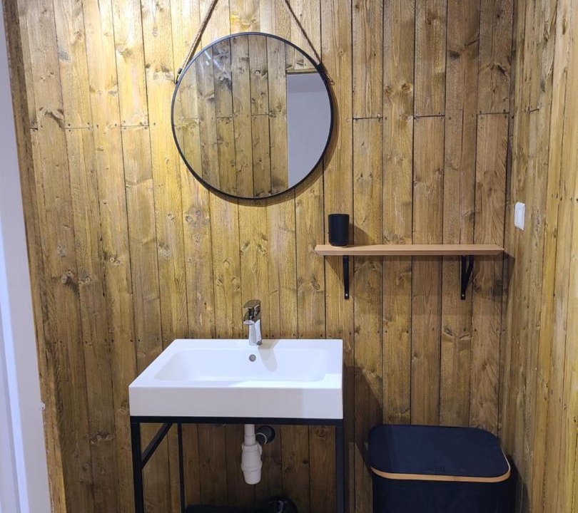 Photo of Bathroom in Beauvoir-sur-Niort