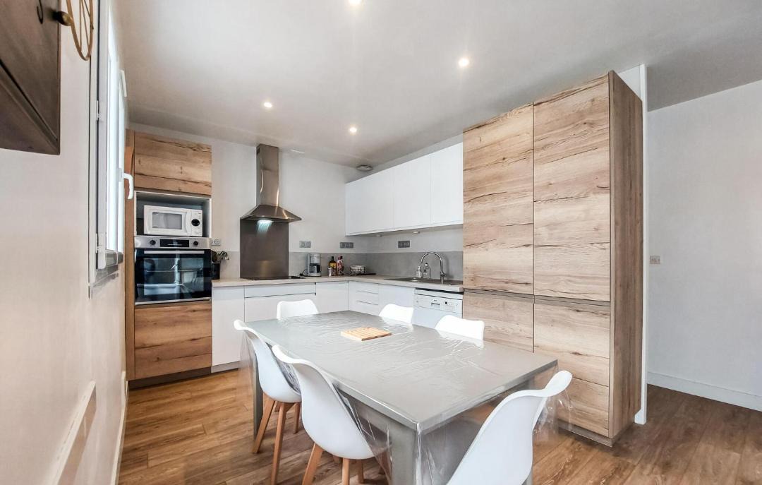 Photo of Kitchen in Les Portes-en-Re