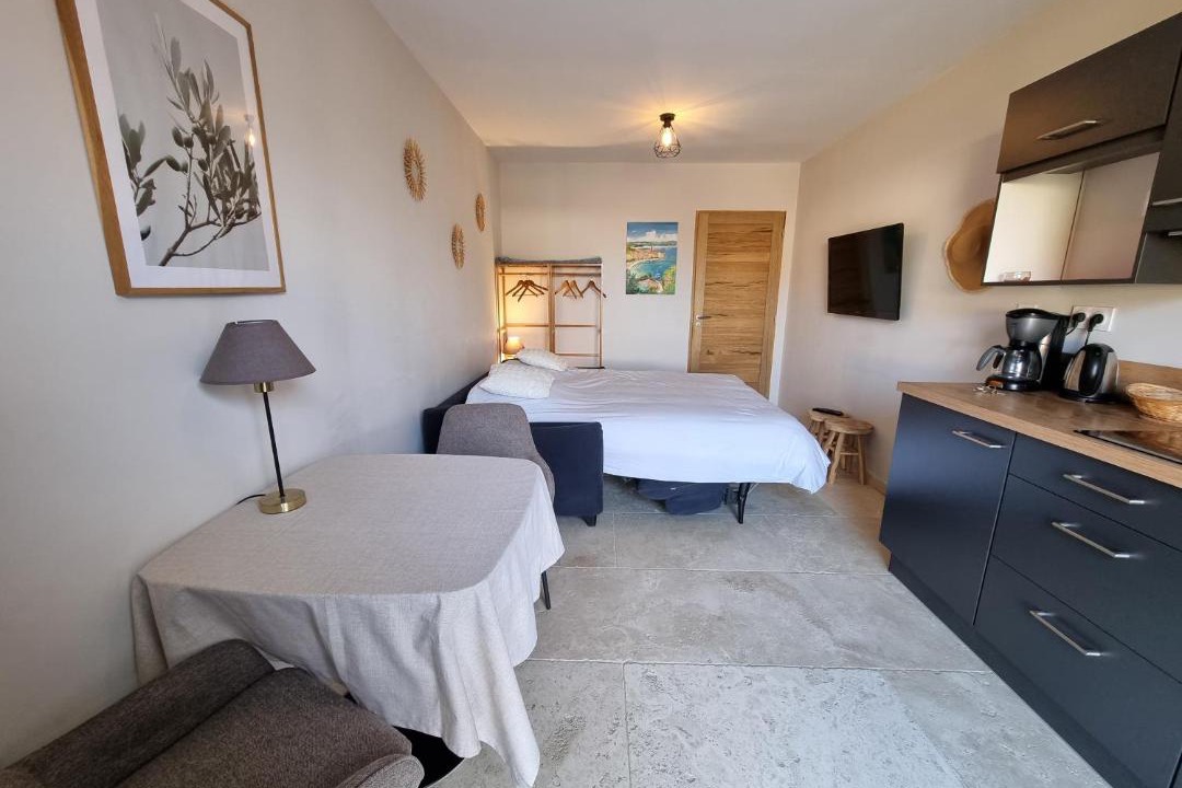 Photo of Bedroom in Mirabel-aux-Baronnies
