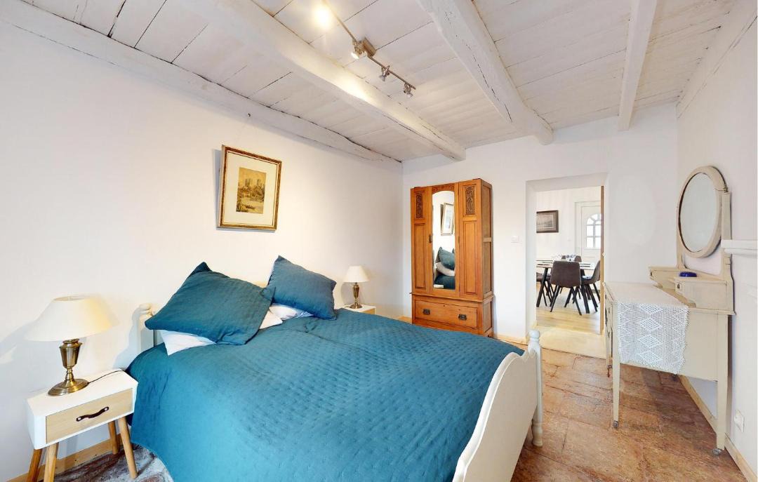 Photo of Bedroom in Doux