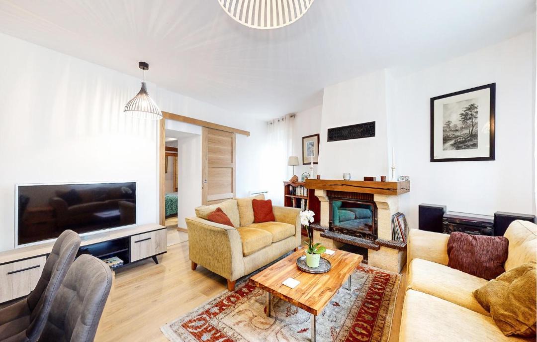 Photo of Livingroom in Doux