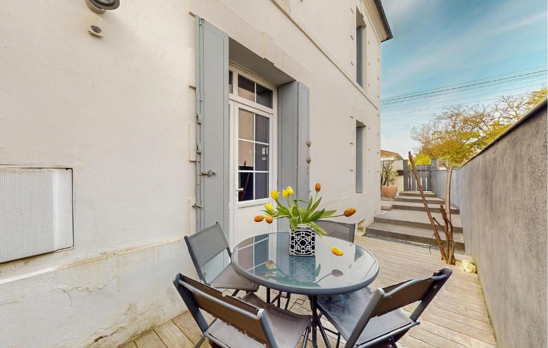 Photo of Patio Balcony in Saint-Georges-de-Didonne
