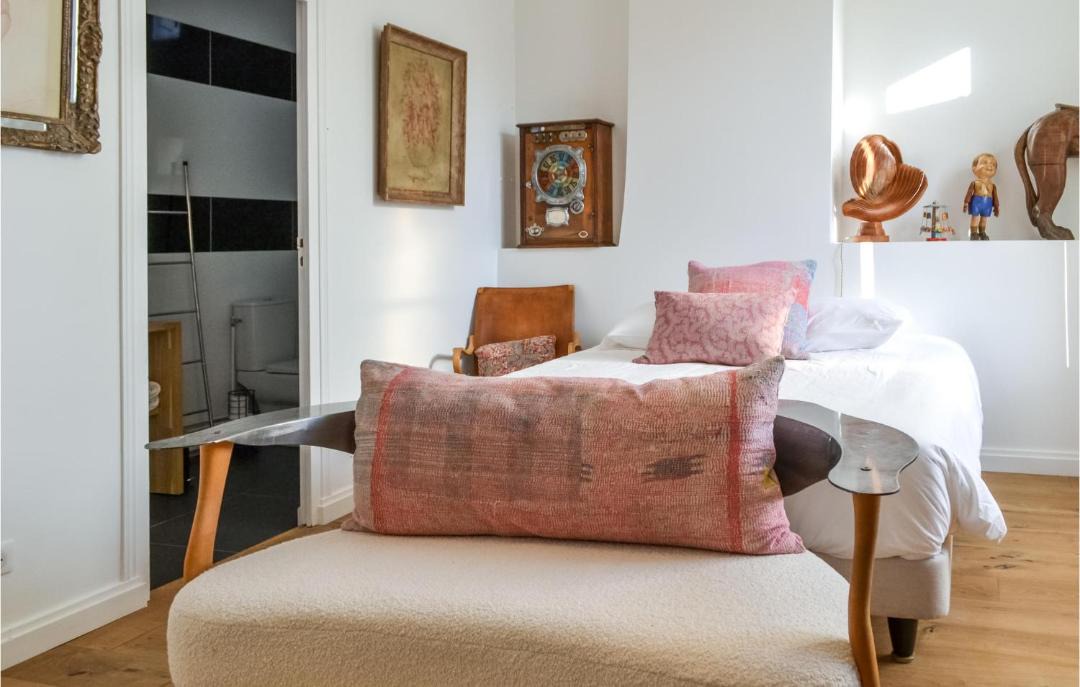 Photo of Bedroom in Leognan