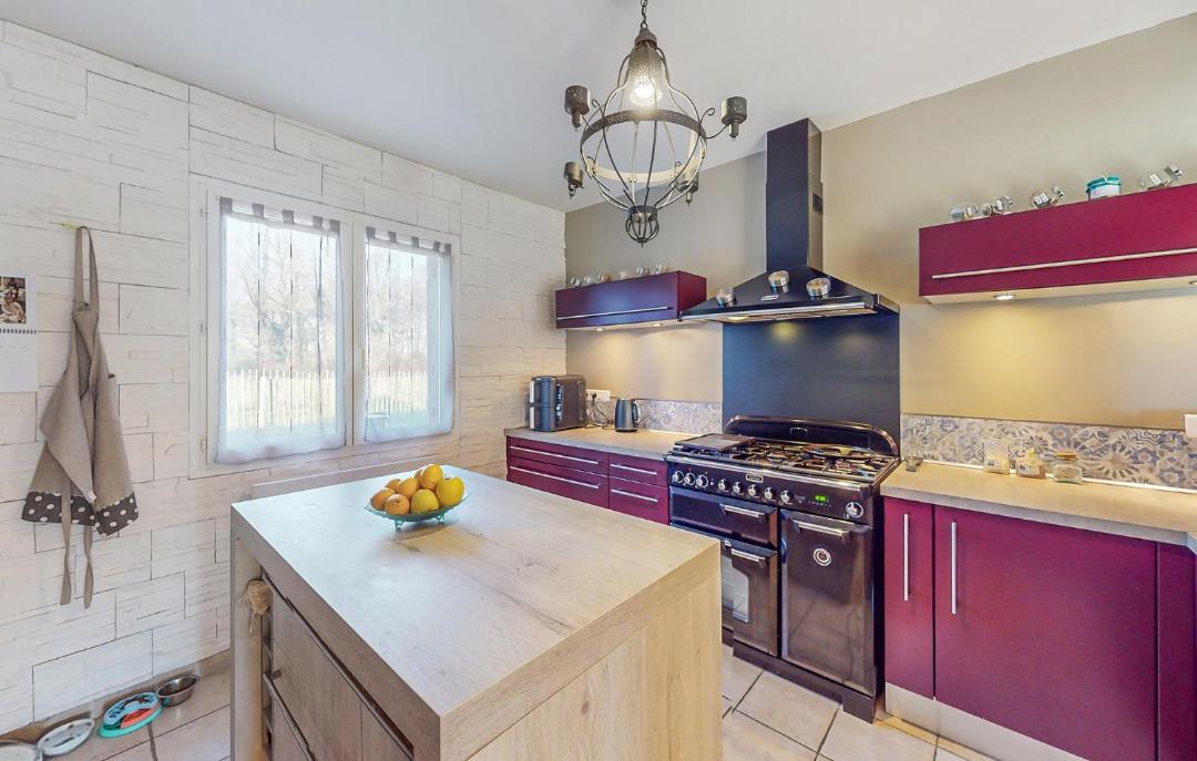 Photo of Kitchen in Saint-Jean-d'Eyraud