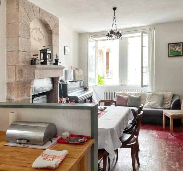 Photo of Kitchen in Correze