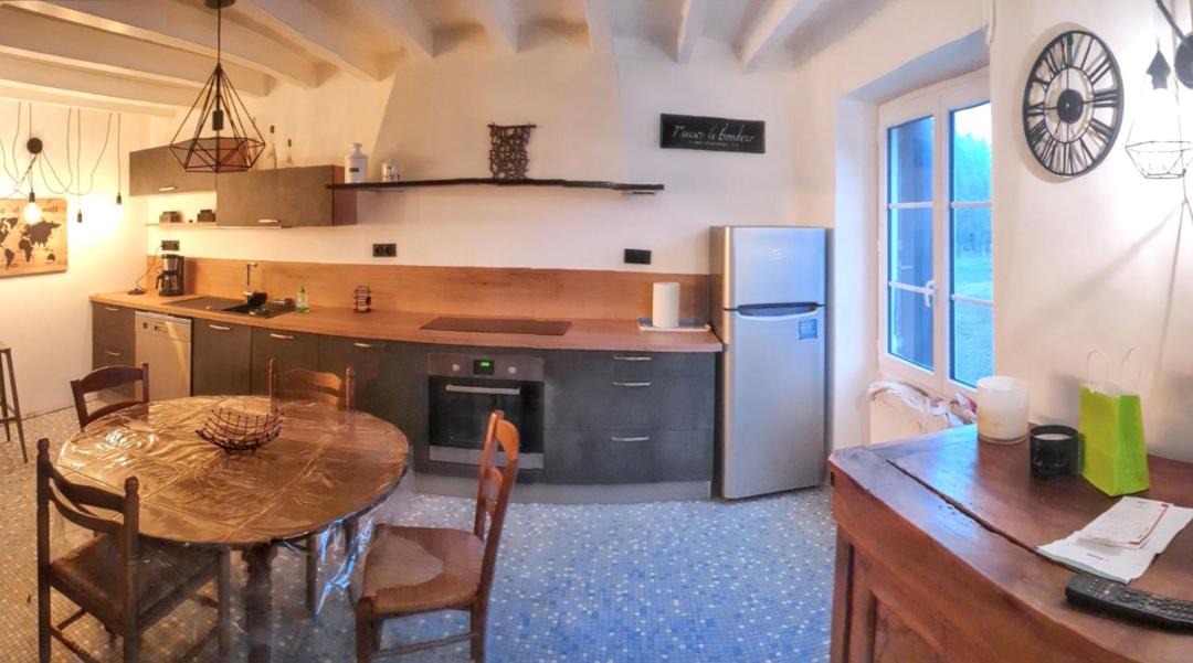 Photo of Kitchen in Les-Trois-Moutiers