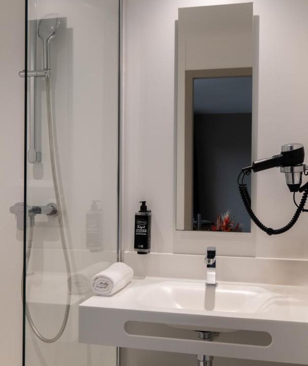 Photo of Bathroom in Bayonne