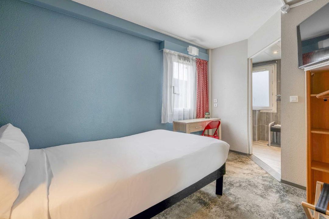 Photo of Bedroom in Merignac