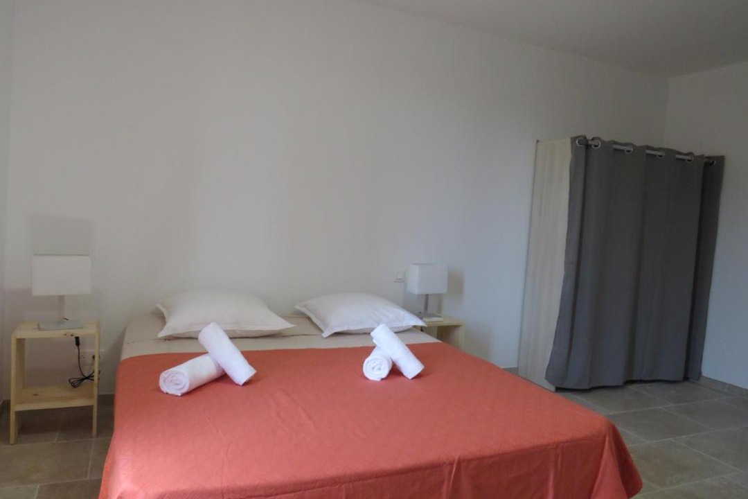 Photo of Bedroom in Cabrieres-d'Avignon