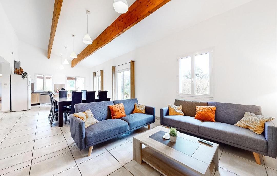 Photo of Livingroom in Bussiere-Badil