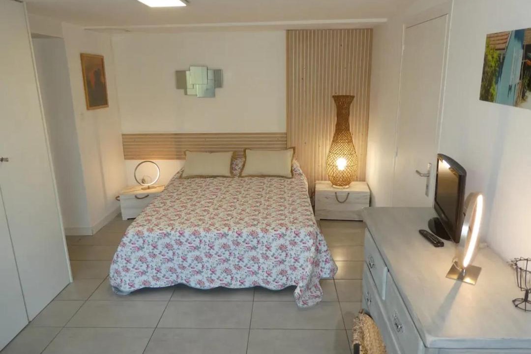 Photo of Bedroom in Latresne