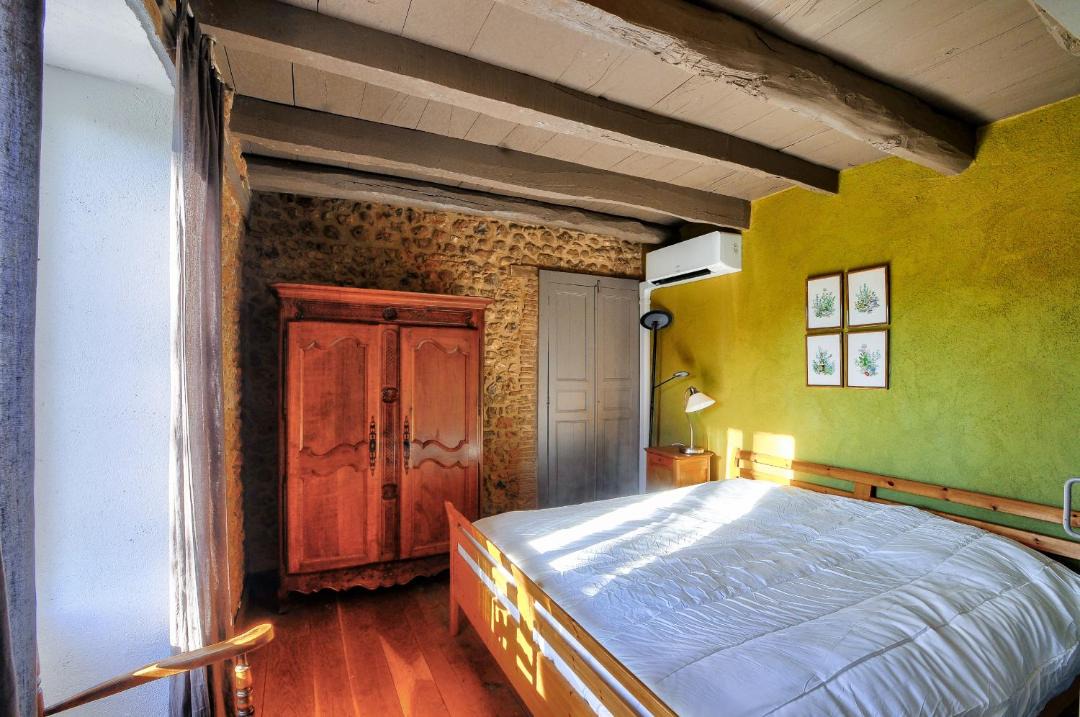 Photo of Bedroom in Rouffignac-Saint-Cernin-de-Reilhac