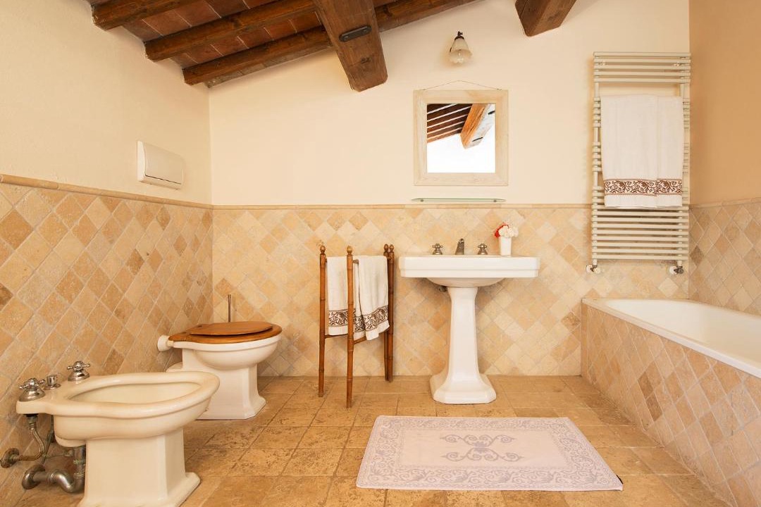 Photo of Bathroom in Marti