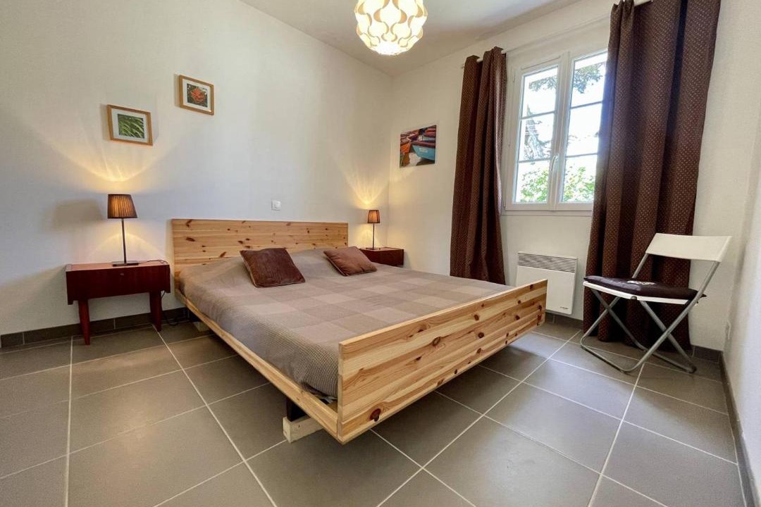 Photo of Bedroom in Domino