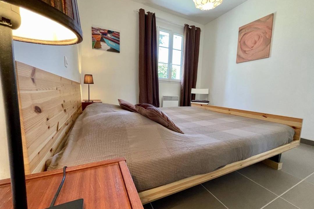 Photo of Bedroom in Domino