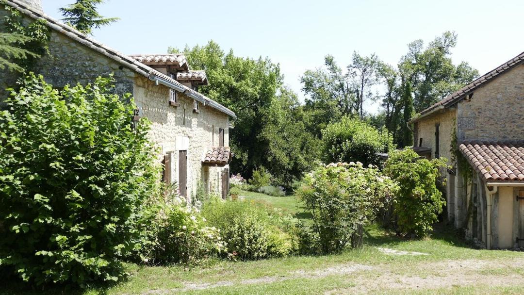 Photo of Others in Saint-Martin-des-Combes